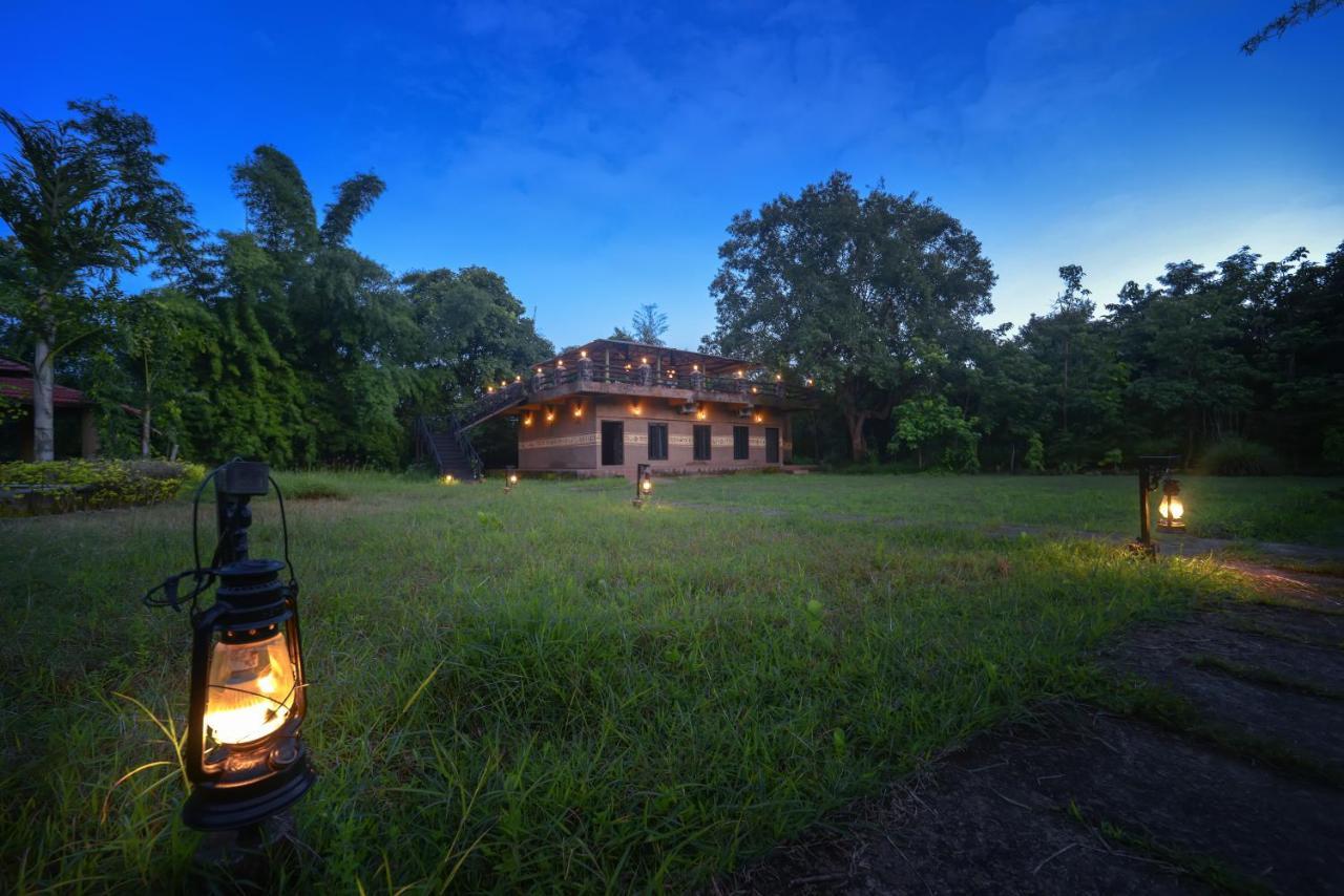 Aranyak Resort Tāla Buitenkant foto