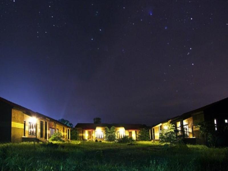 Aranyak Resort Tāla Buitenkant foto