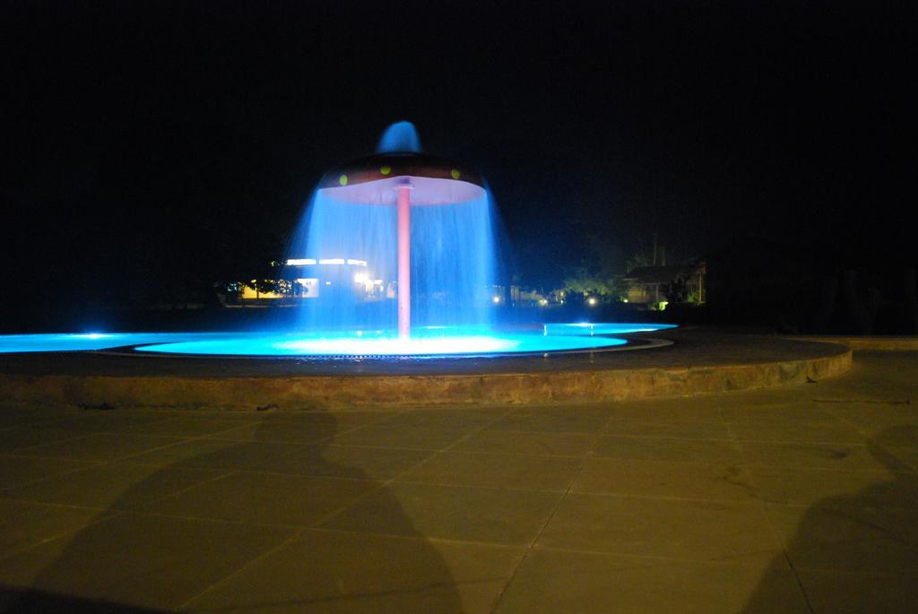Aranyak Resort Tāla Buitenkant foto