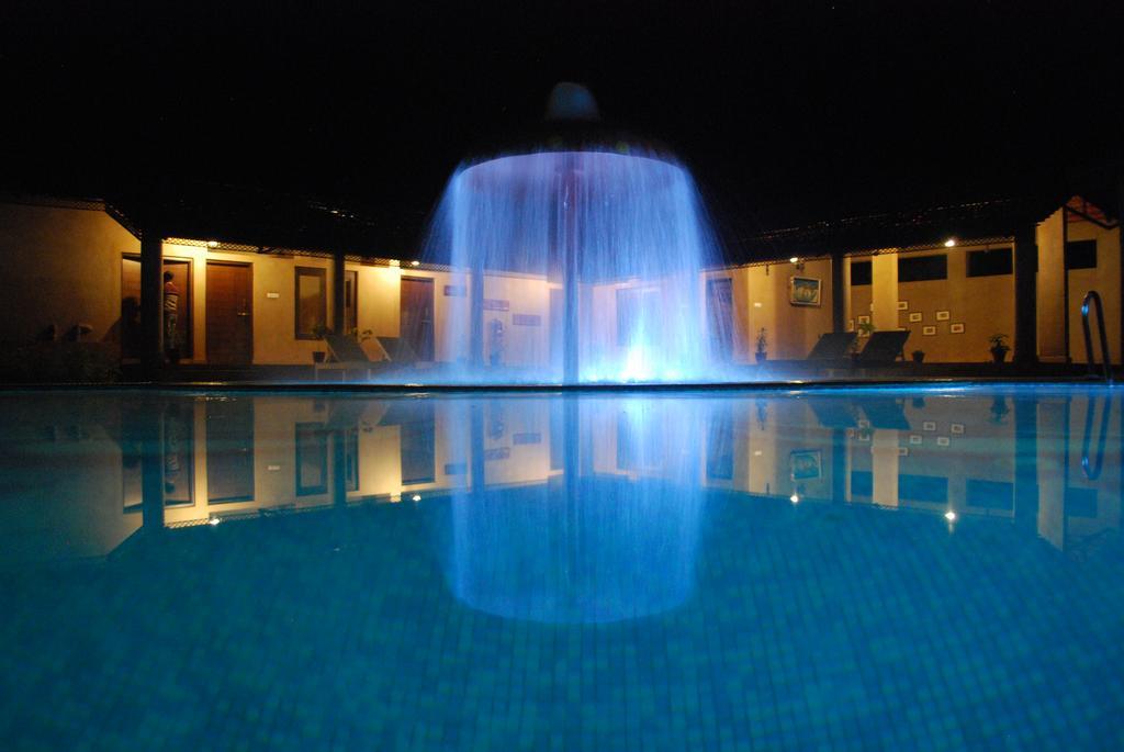 Aranyak Resort Tāla Buitenkant foto