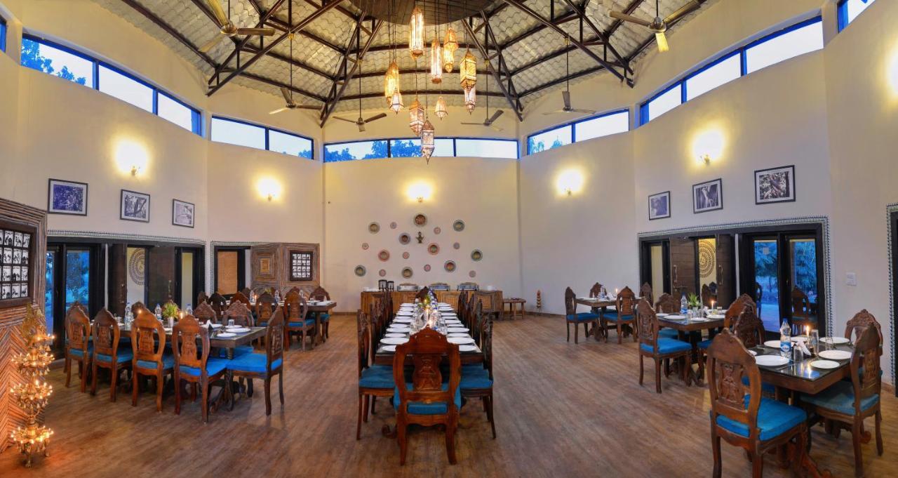 Aranyak Resort Tāla Buitenkant foto